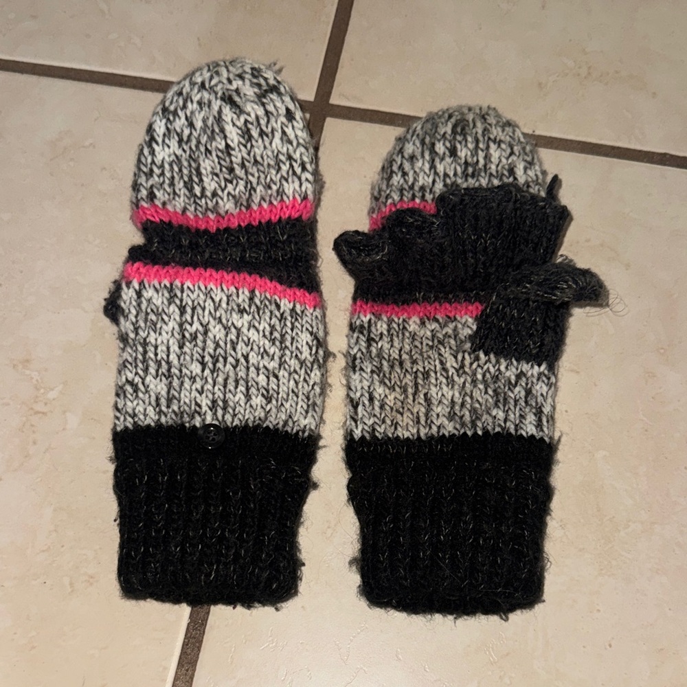 Cozy Knit Mittens for Kids - Black and Pink- American Eagle